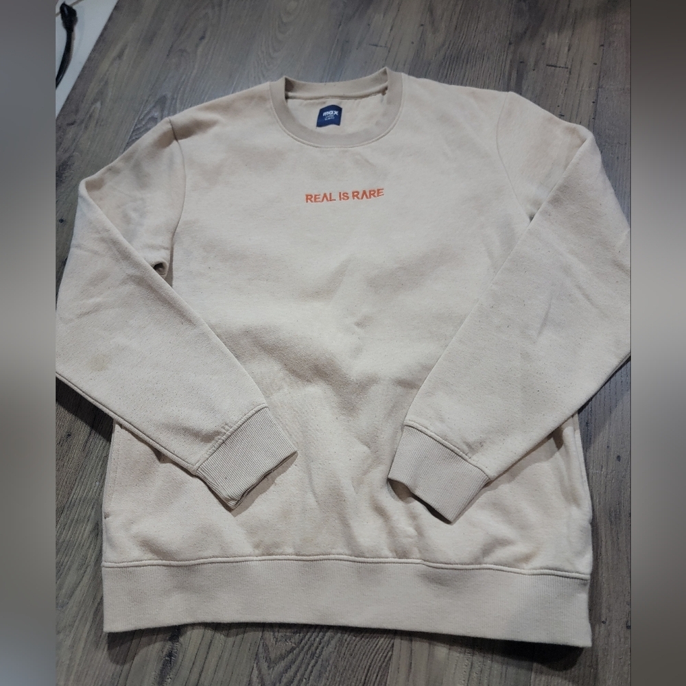 Max Real is Rare Crew size large